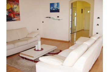 Hrvaška Privát Ičići, Eksterier